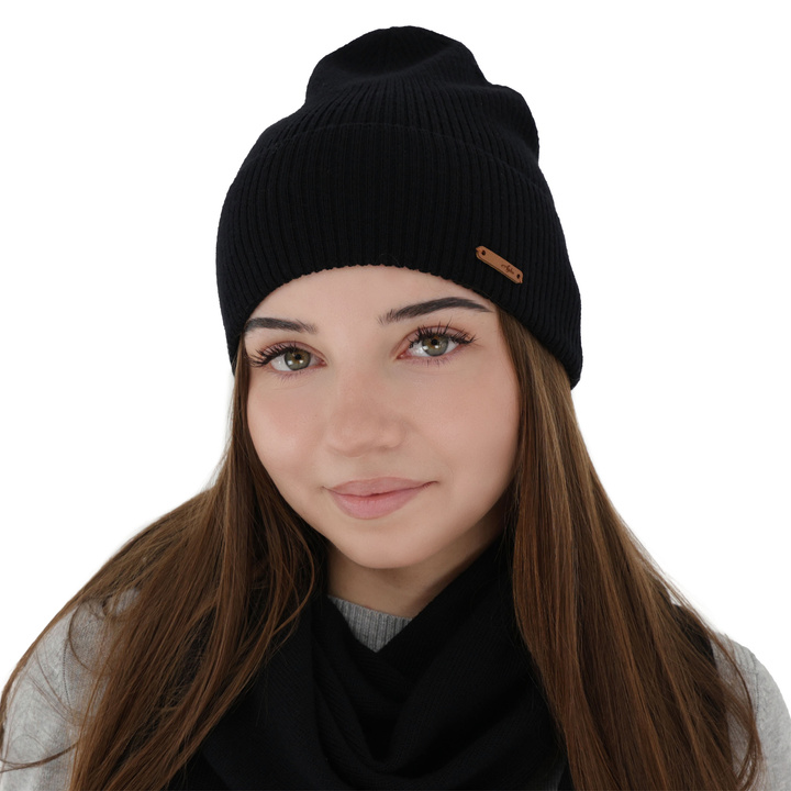 Căciulă de primăvară-toamnă pentru femei, negru, 100% lână merino, Flerra