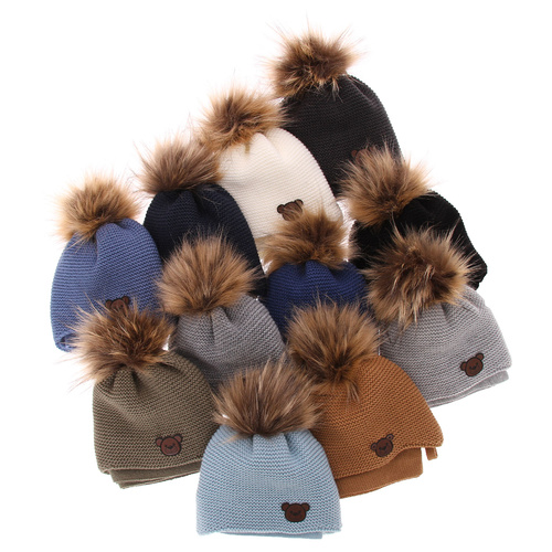 Set de iarnă pentru băieți: Căciulă și fular bleu cu pompon Banksi