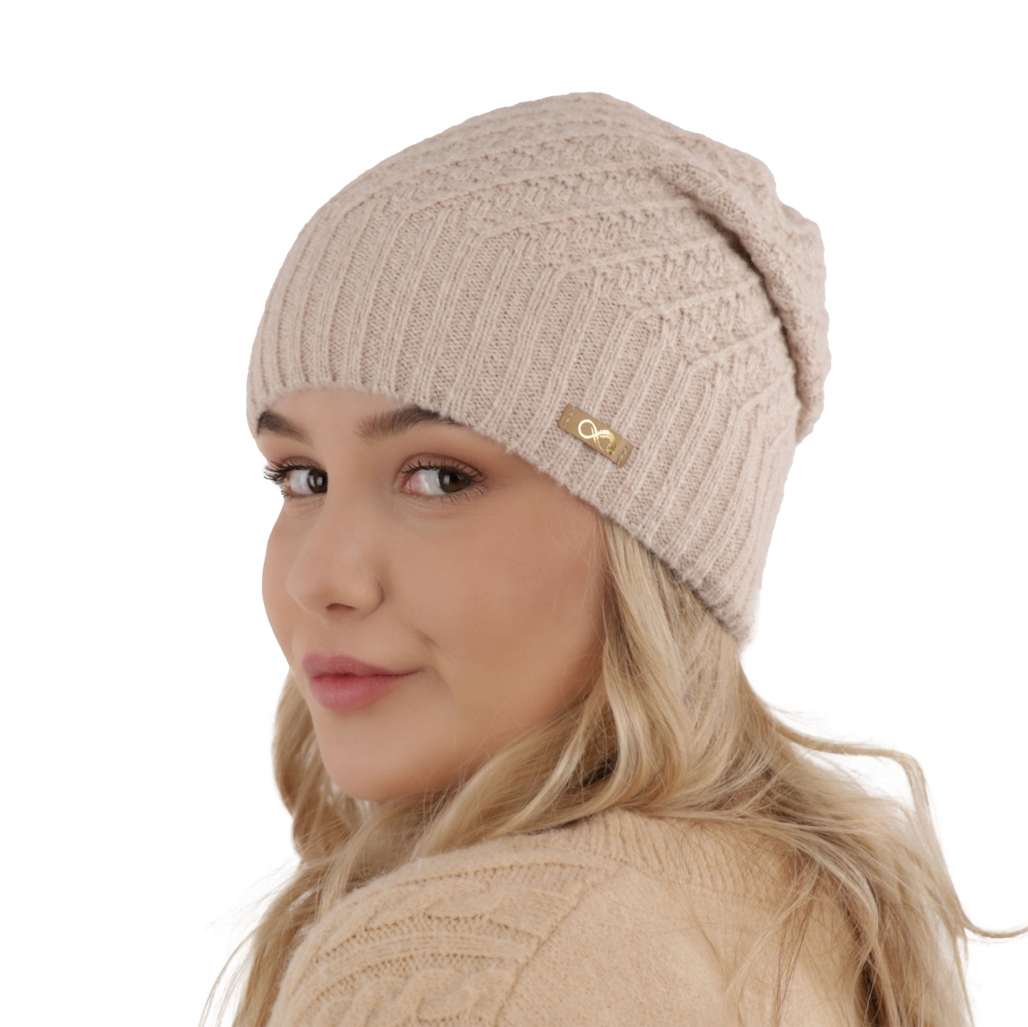 Căciulă de iarnă pentru femei din lână de miere merino Misha