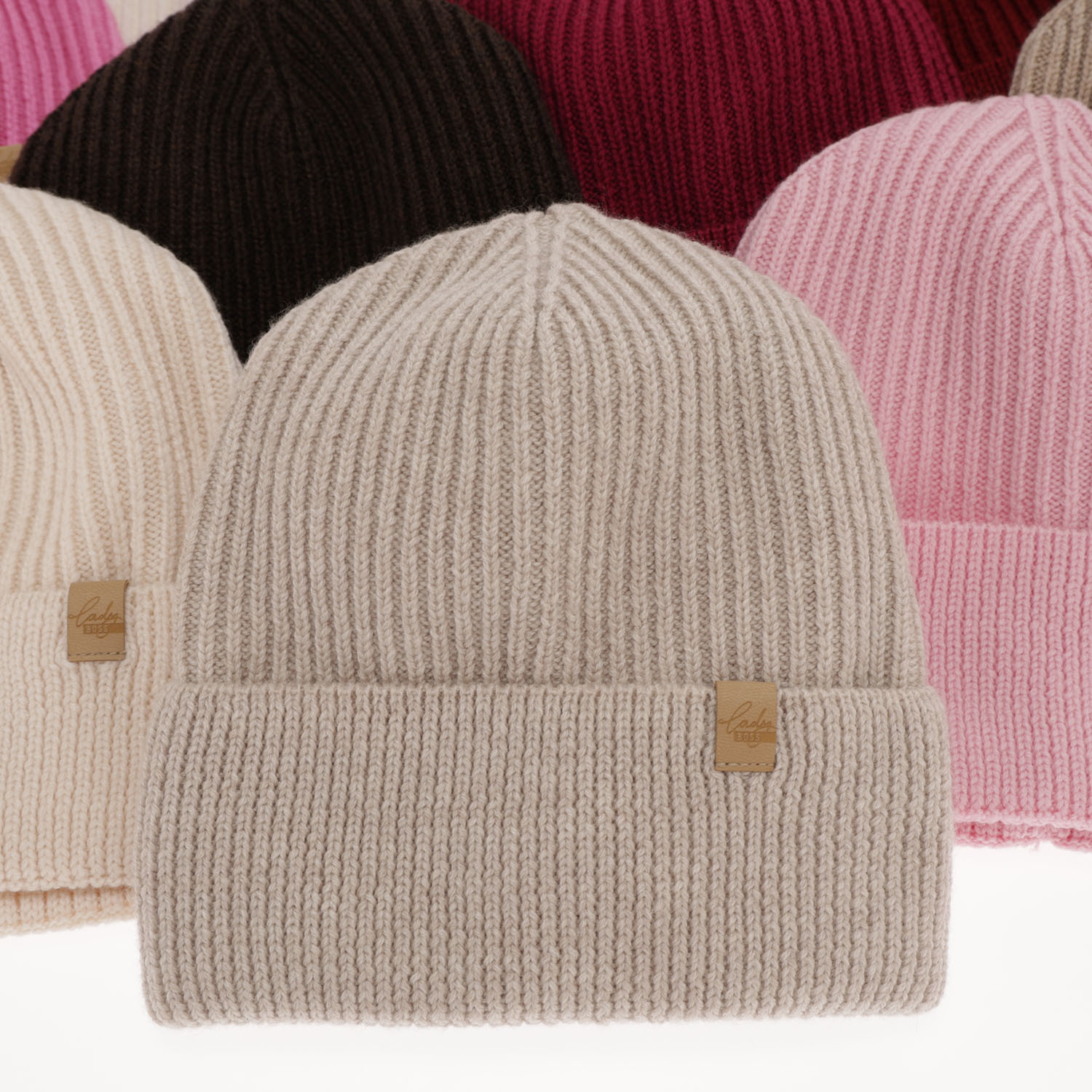 Căciulă de iarnă pentru femei bej 100% lână merino extra fină Isla