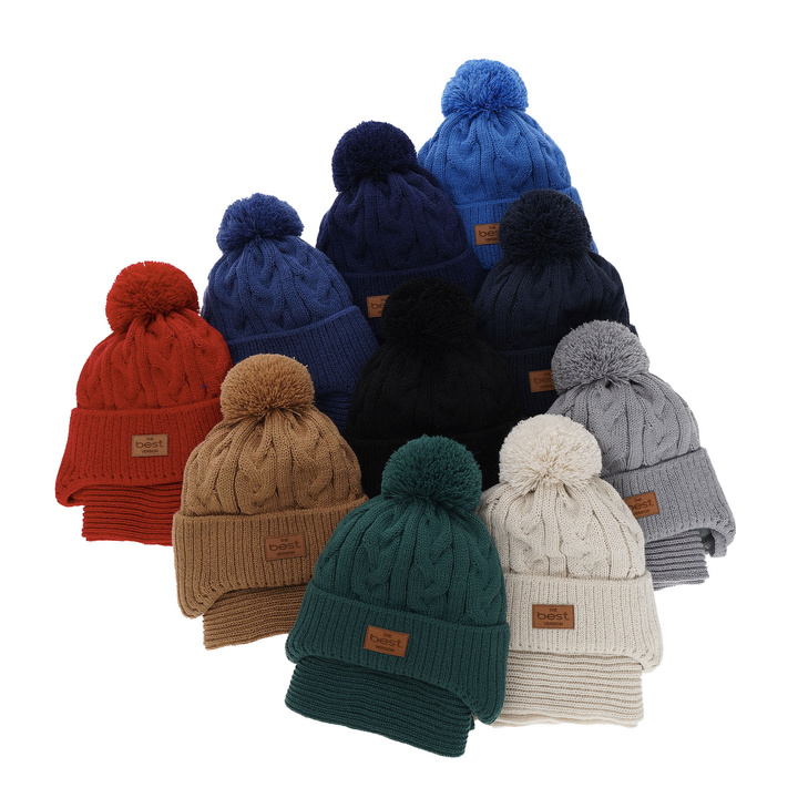 Set de iarnă pentru băieți: Căciulă și fular bej cu pompon Remix