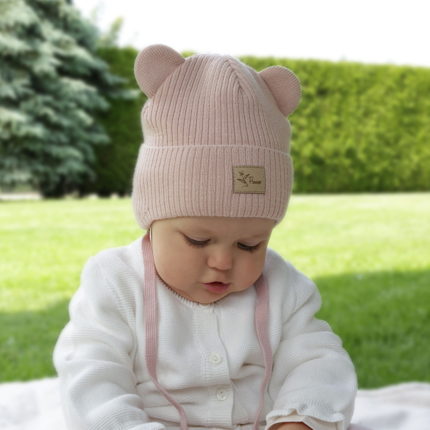 Căciulă de primăvară-toamnă pentru fete, cremă, cu urechi, Djona