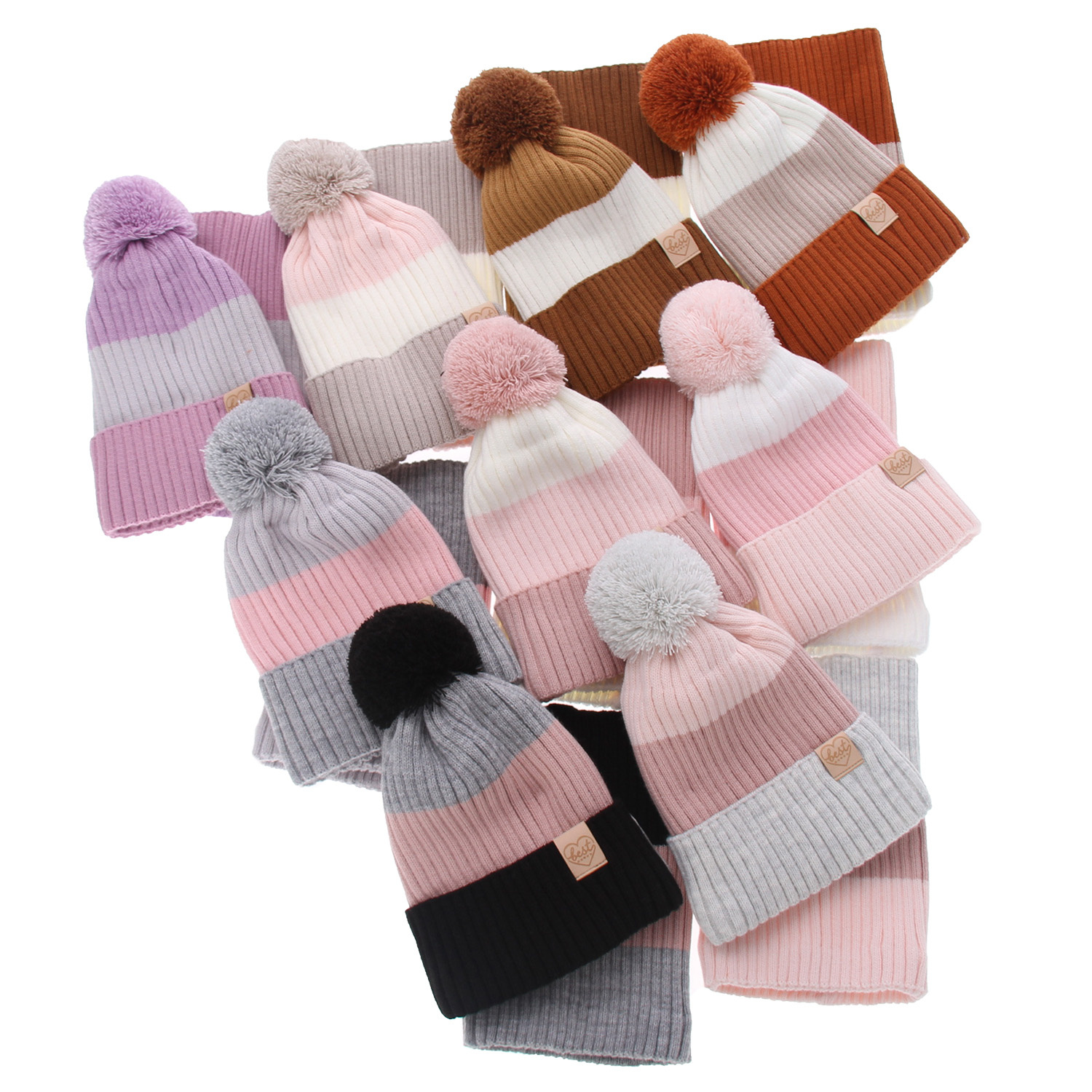 Set de iarnă pentru fete: căciulă și fular circular negru cu pompon Indiana