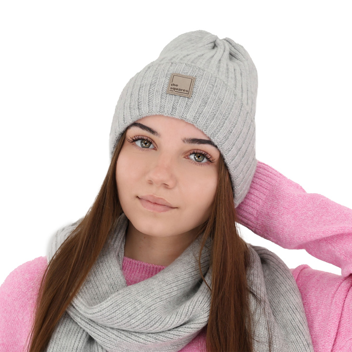 Caciula de iarna pentru femei gri din lână merino Benedetta