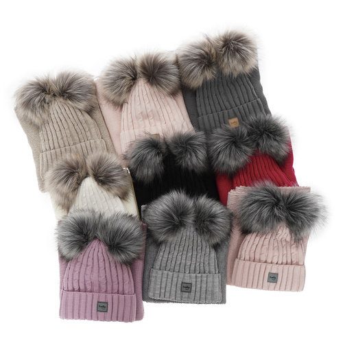 Set de iarnă pentru fete: căciulă și fular ecru cu 2 pompoane Zenda