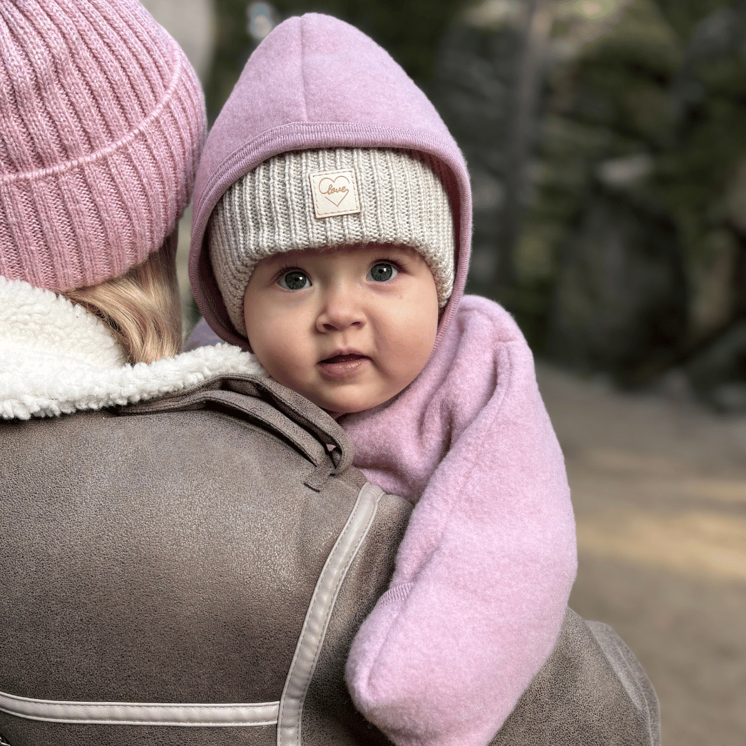 Căciulă de iarnă camel pentru fete din 100% lână merino extra fină, căptușită cu polar din lână Havana