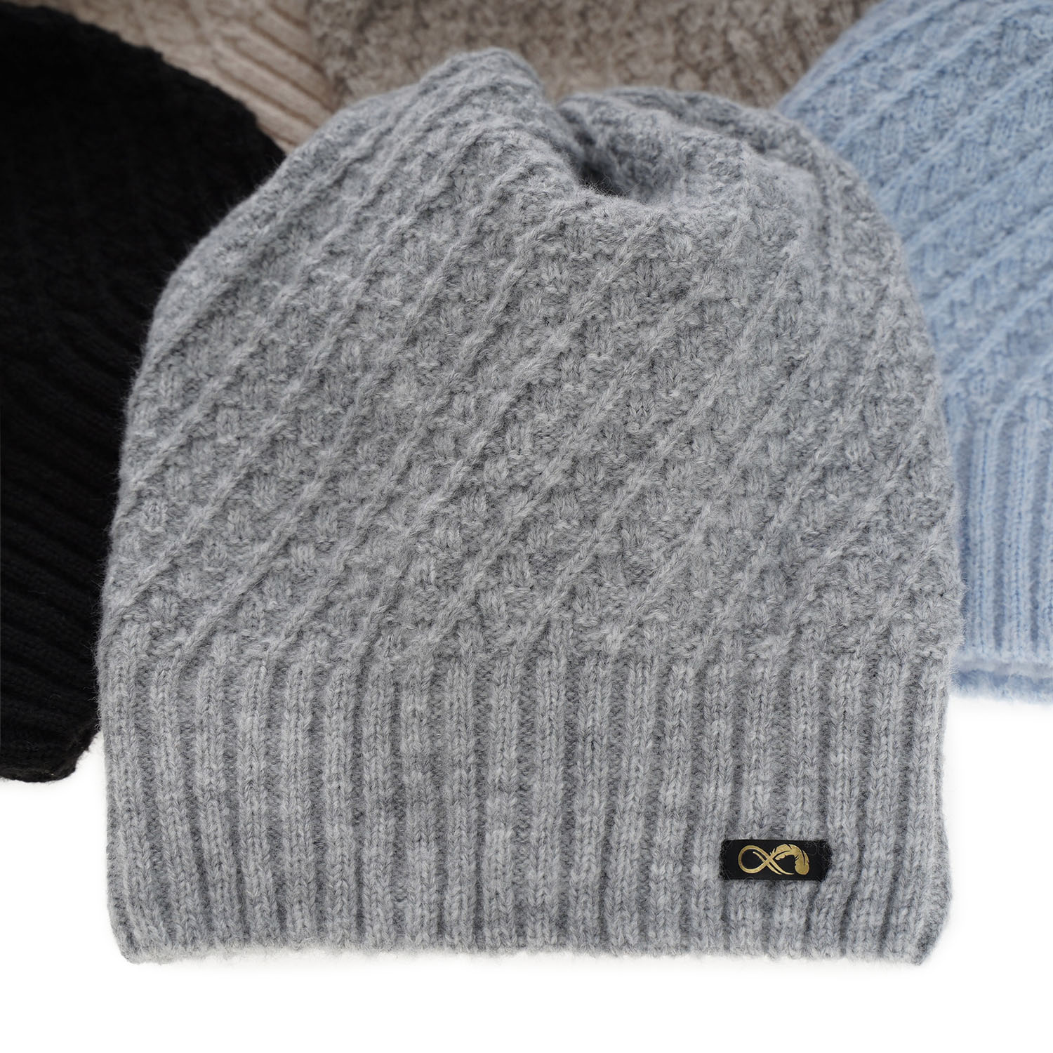 Căciulă de iarnă pentru femei din lână de miere merino Misha