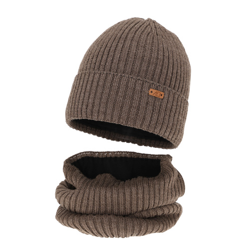 Set de iarnă pentru băieți: Căciulă și fular circular din lână merino maro Palermo