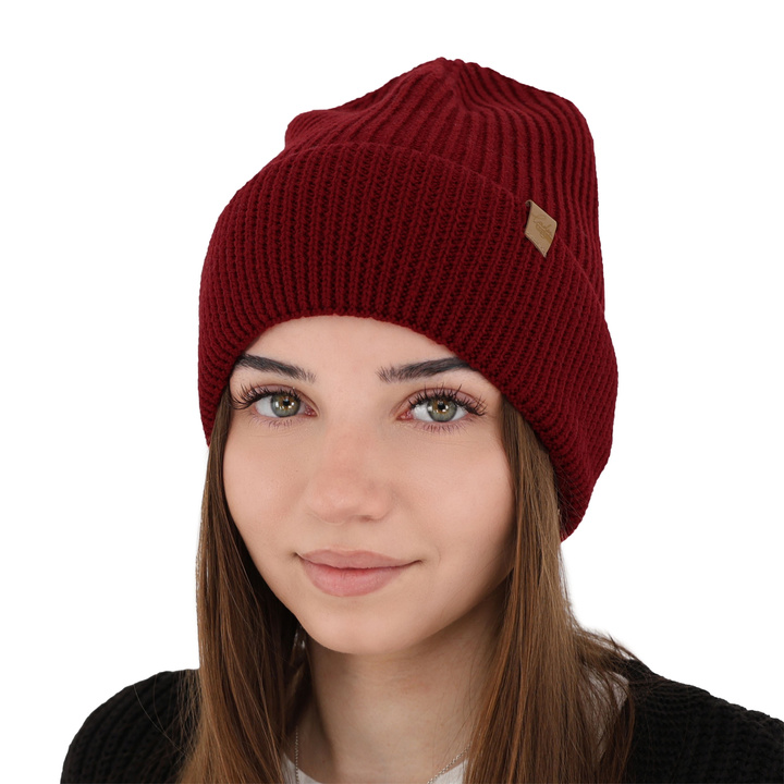 Căciulă de iarnă pentru femei vișinie 100% lână merino extra fină Isla