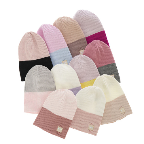 Căciulă de primăvară-toamnă pentru fete negru Leti