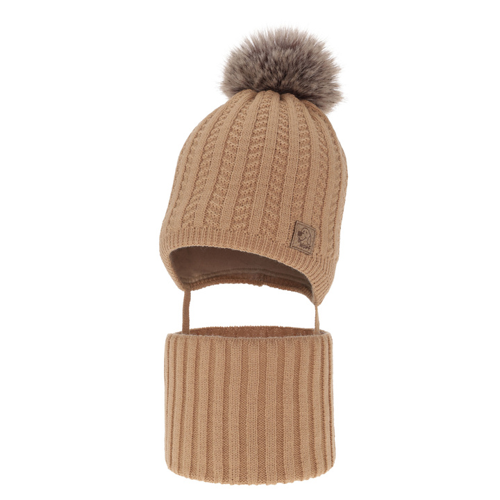 Set de iarnă pentru băieți: Căciulă și fular circular camel cu pompon Endo