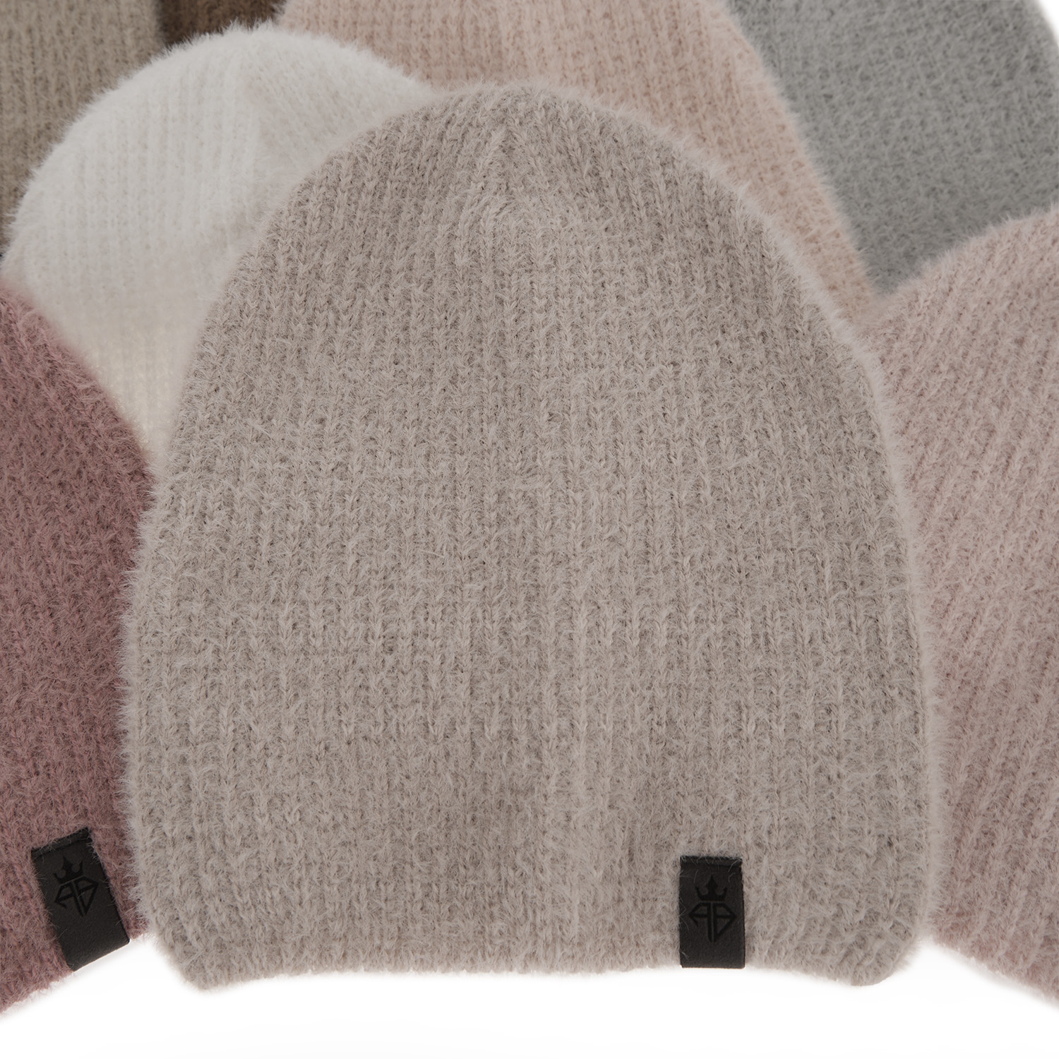 Căciulă de iarnă pentru femei culoare camel Malga