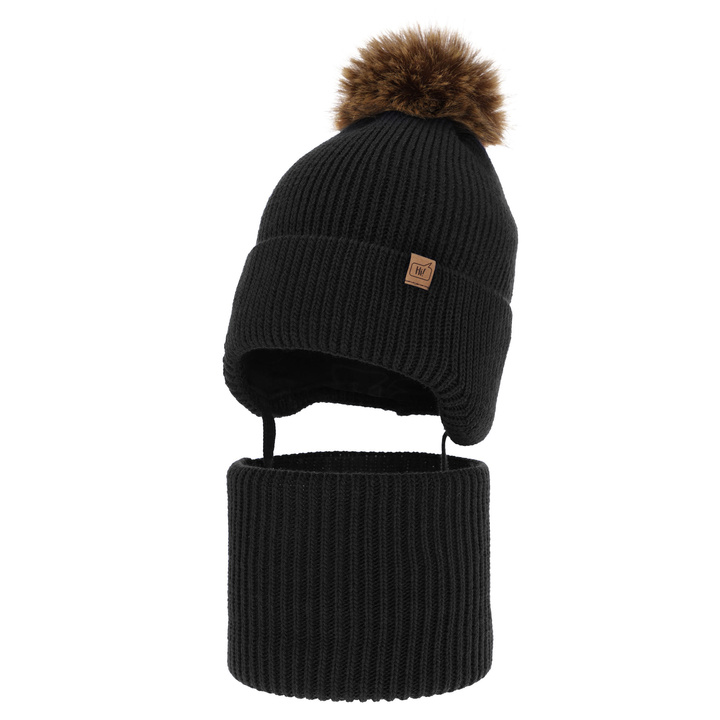 Set de iarnă pentru băieți: Căciulă și fular circular negru cu pompon Zico