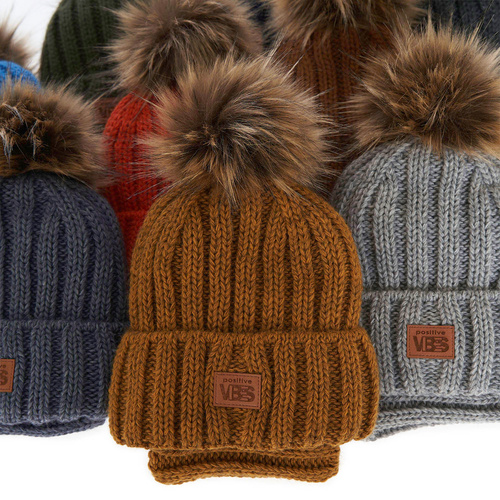 Set de iarnă pentru băieți: Căciulă și fular circular negru cu pompon Remes