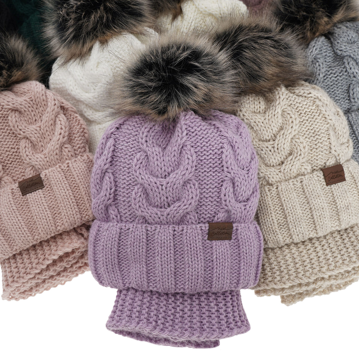 Set de iarnă pentru fete: căciulă și fular circular roz cu pompon Torina