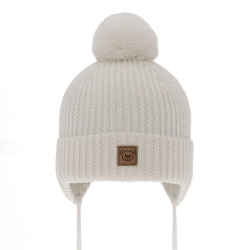 Căciulă de iarnă albă pentru băieți din 100% lână merino extra fină, căptușită cu polar din lână Tacco