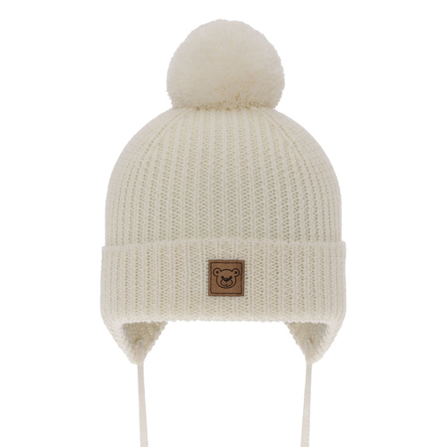 Căciulă de iarnă ecru pentru băieți din 100% lână merino extra fină, căptușită cu polar din lână Tofik