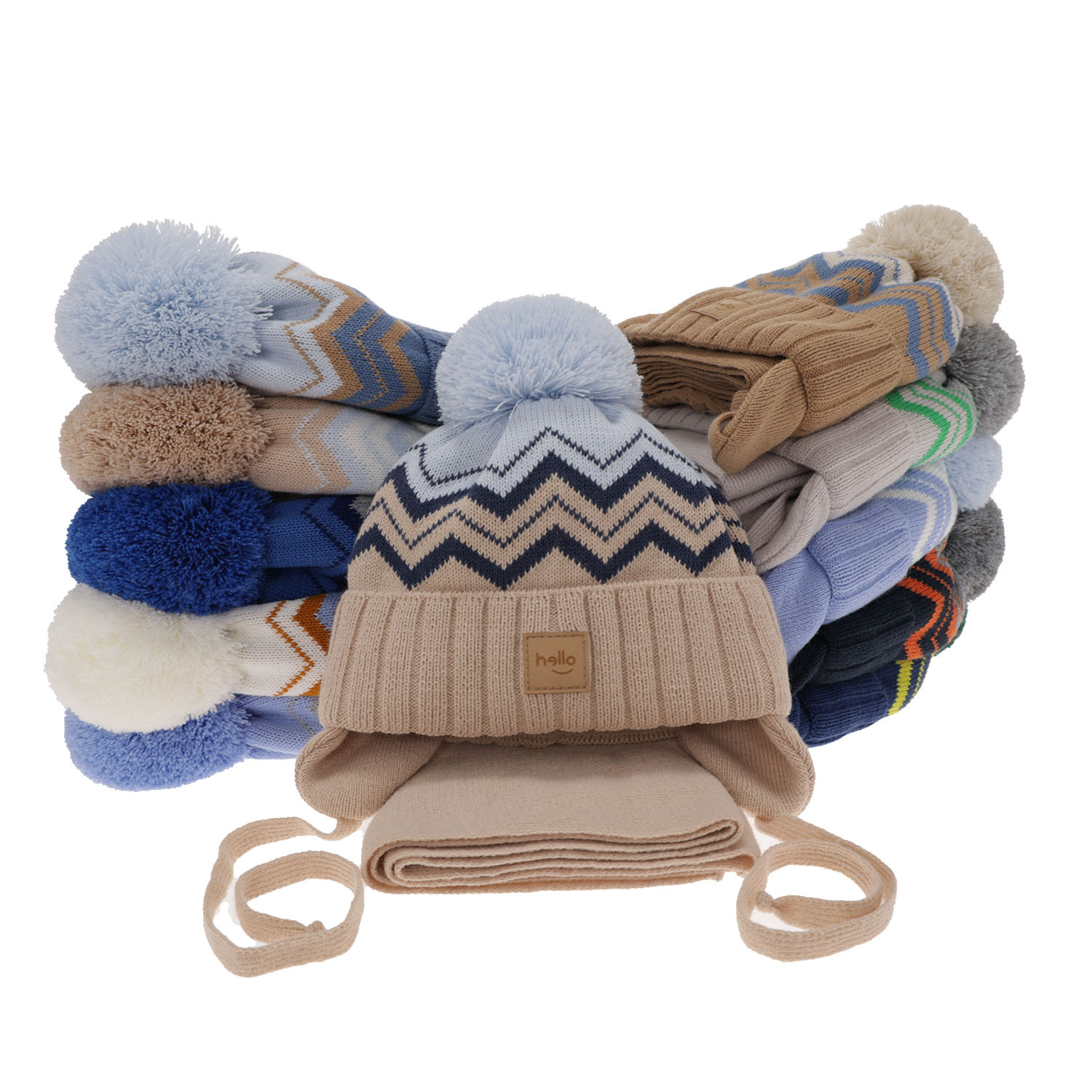 Set de iarnă pentru băieți: Căciulă și fular albastru cu pompon Marcus