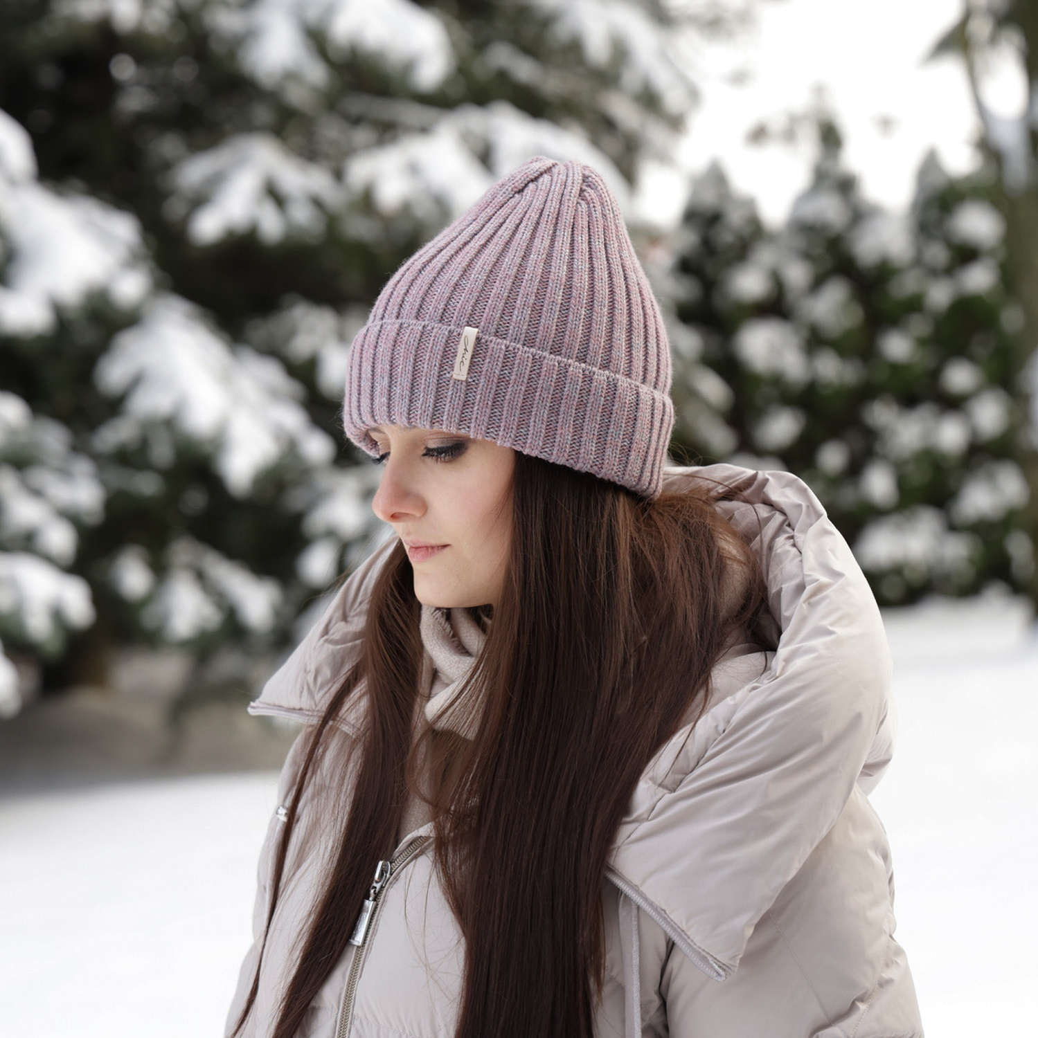 Căciulă de iarnă roz pentru femei din lână merino Missi