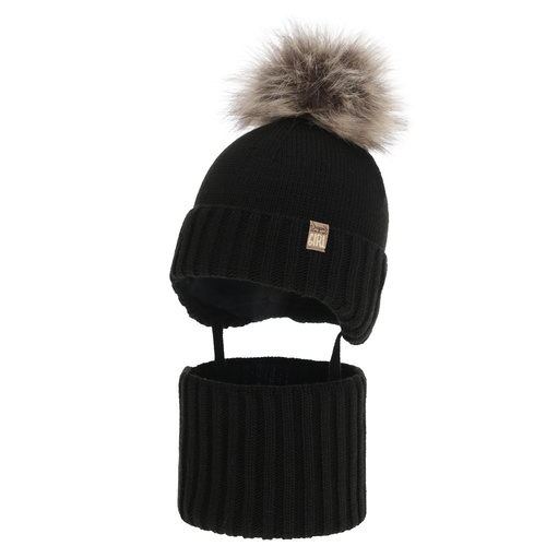Set de iarnă pentru fete: căciulă și fular circular, negru, cu pompon, Primula