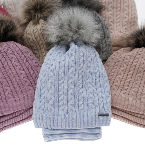 Set de iarnă pentru fete: căciulă și fular circular roz cu pompon Rima