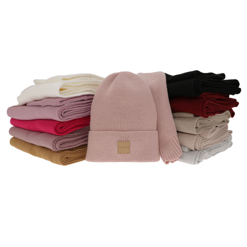 Set de primăvară- iarnă pentru femei: căciulă și eșarfă gri Nathalie