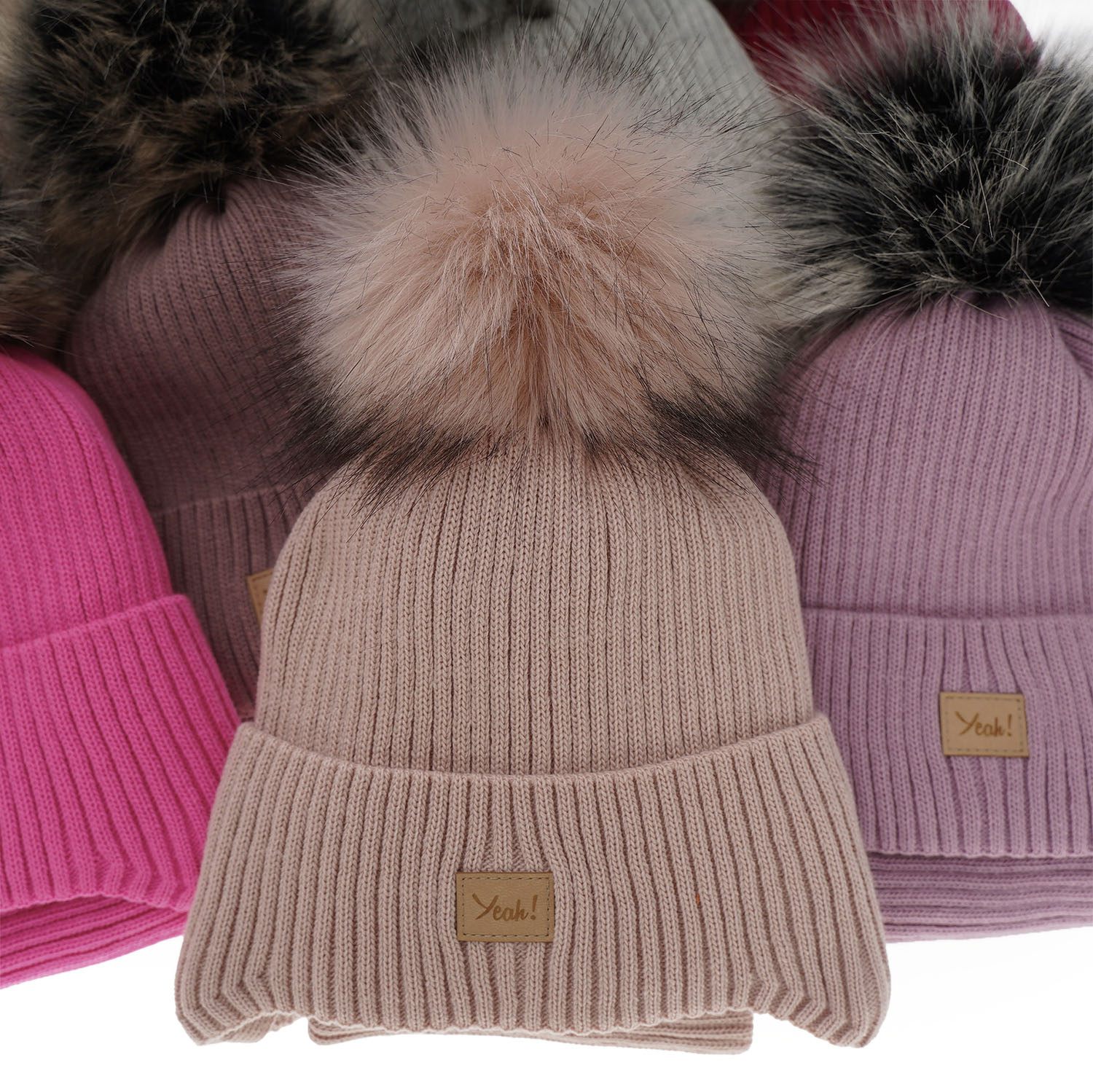 Set de iarnă pentru fete: căciulă și fular circular violet cu pompon Dilajla