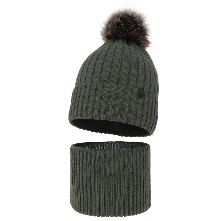 Set de iarnă pentru băieți: Căciulă și fular circular verde cu pompon Relax